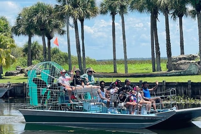 Looking for things to do in Orlando? Book your airboat tour with Gator Airboat ride and experience a Florida adventure you won't forget. 